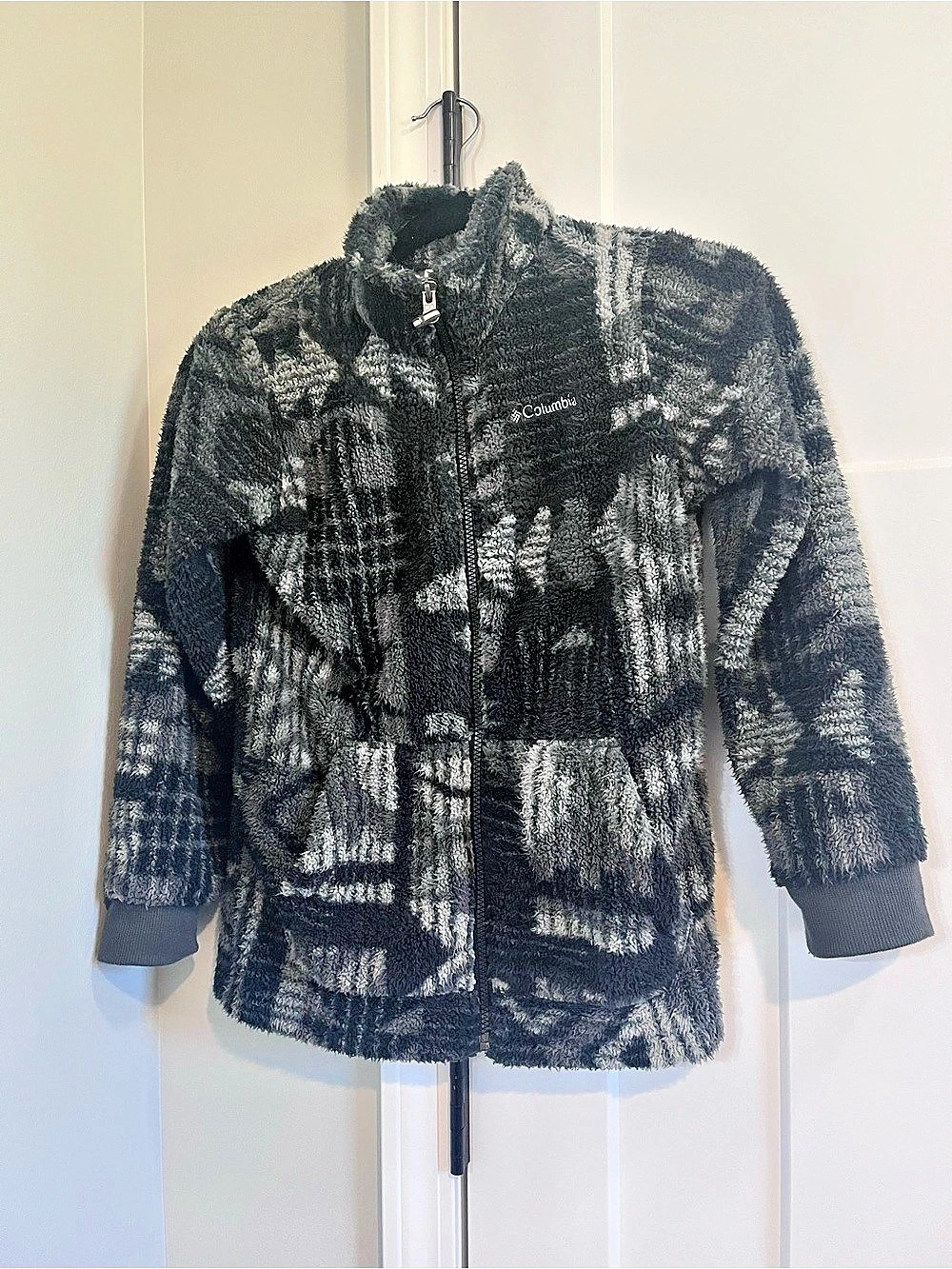 Columbia Lodge Sherpa Full Zip Fleece Jacket Plaid Gray & Black Medium